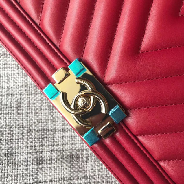 Chanel Shine Gold Hardware Boy Chevron Flap Medium Bag Dark Red