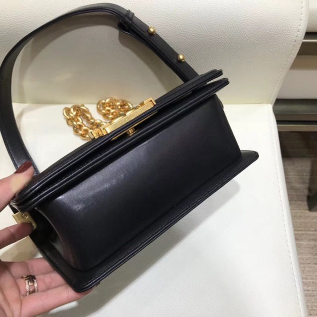 Chanel Lizard Pattern Boy Flap Shoulder Small Bag Black