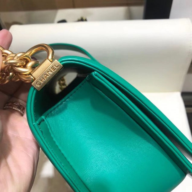 Chanel Lizard Pattern Boy Flap Shoulder Medium Bag Green