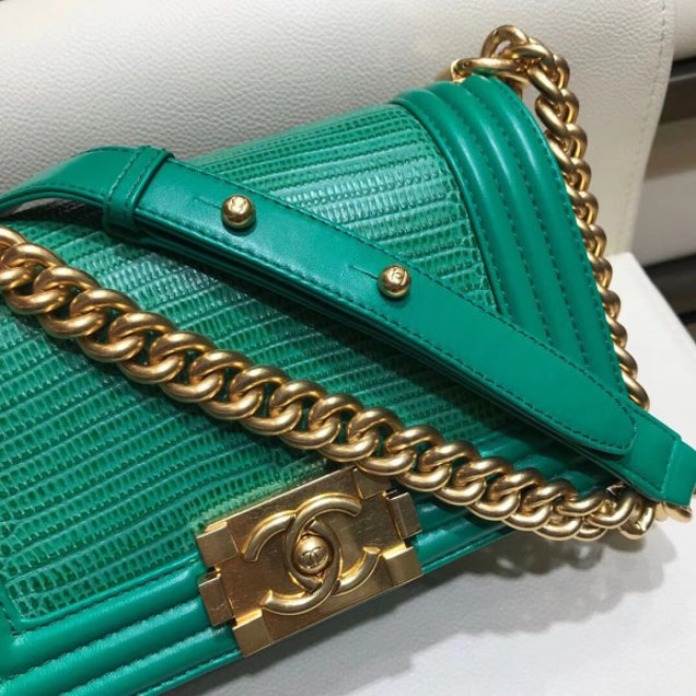 Chanel Lizard Pattern Boy Flap Shoulder Small Bag Green