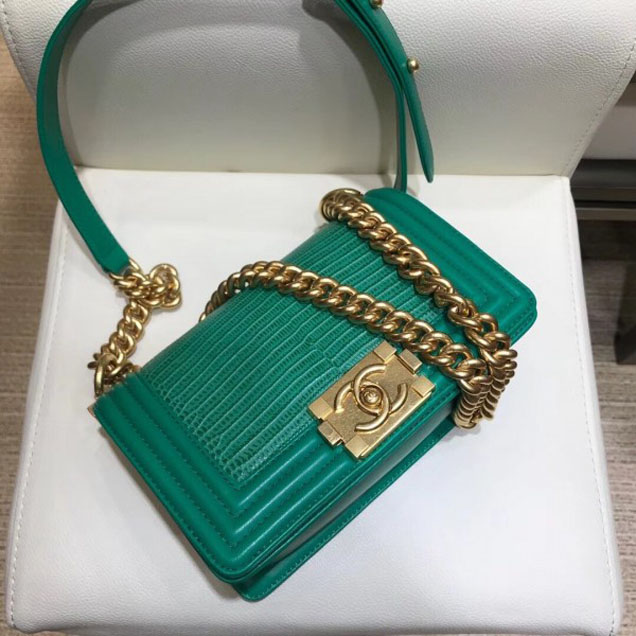 Chanel Lizard Pattern Boy Flap Shoulder Small Bag Green