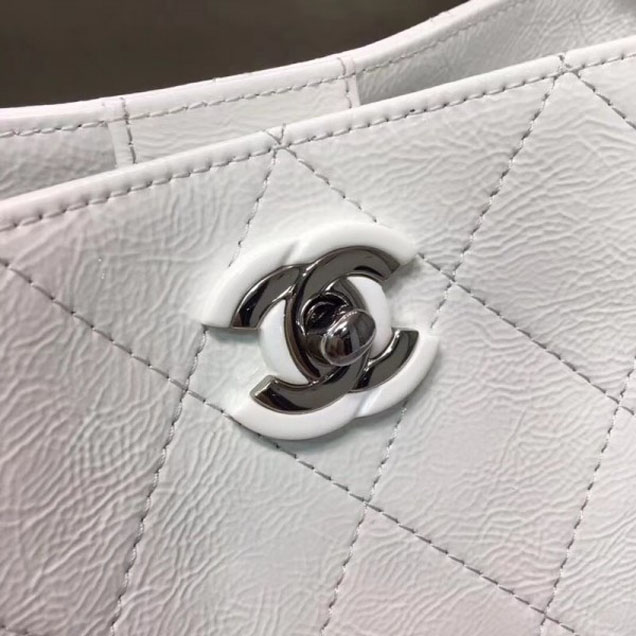 Chanel Crumpled Calfskin Small Bucket Bag A57636 White 2018