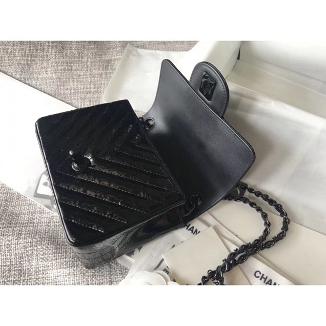 Chanel Patent Metallic Crumpled Calfskin Chevron Classic Flap Mini Bag Black 2018