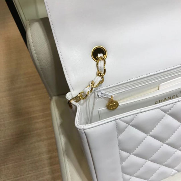 Chanel Lambskin Vintage Flap Bag A87062 White 2018