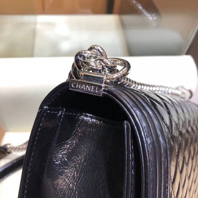 Chanel New Medium Metallic Crumpled Waxy Leather Resin Boy Flap Shoulder Bag Black
