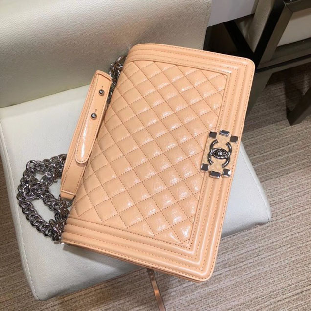 Chanel New Medium Metallic Crumpled Waxy Leather Resin Boy Flap Shoulder Bag Apricot