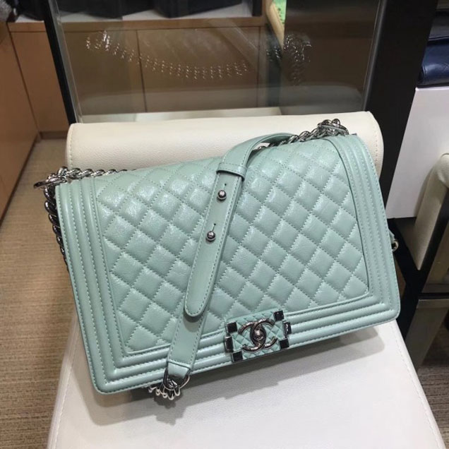 Chanel New Medium Metallic Crumpled Waxy Leather Resin Boy Flap Shoulder Bag Light Green