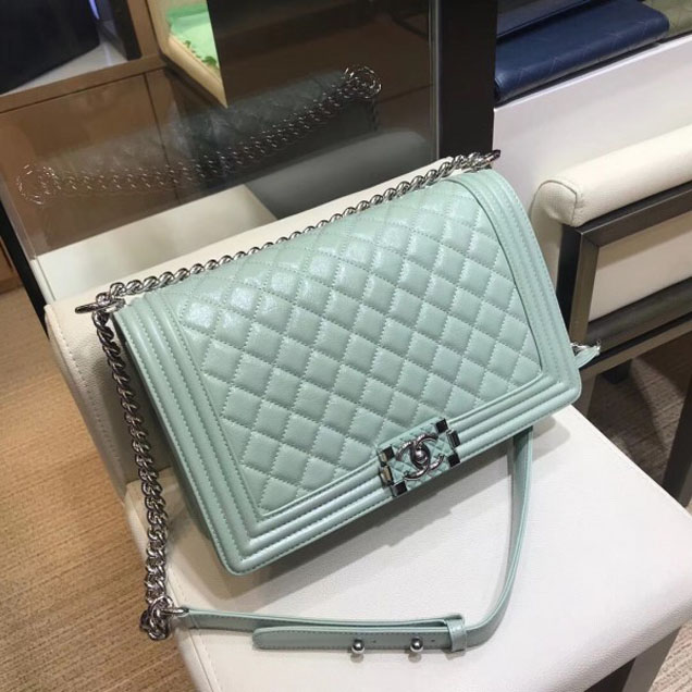 Chanel New Medium Metallic Crumpled Waxy Leather Resin Boy Flap Shoulder Bag Light Green