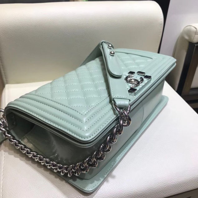 Chanel Medium Metallic Crumpled Waxy Leather Resin Boy Flap Shoulder Bag Light Green