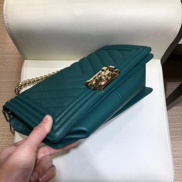 Chanel Medium Caviar Leather Chevron Boy Flap Shoulder Bag Emerald Green with Gold Hardware 2018