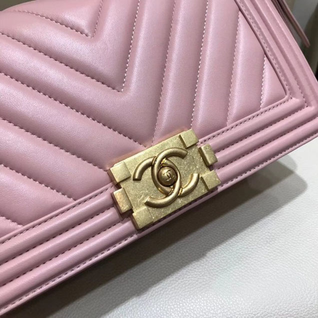 Chanel Medium Lambskin Chevron Boy Flap Shoulder Bag Light Pink with Gold Hardware 2018