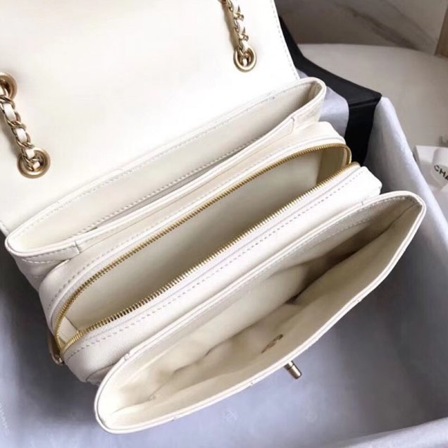 Chanel Chevron Chic Lambskin Gold-tone Metal Small Flap Bag A57431 White 2018