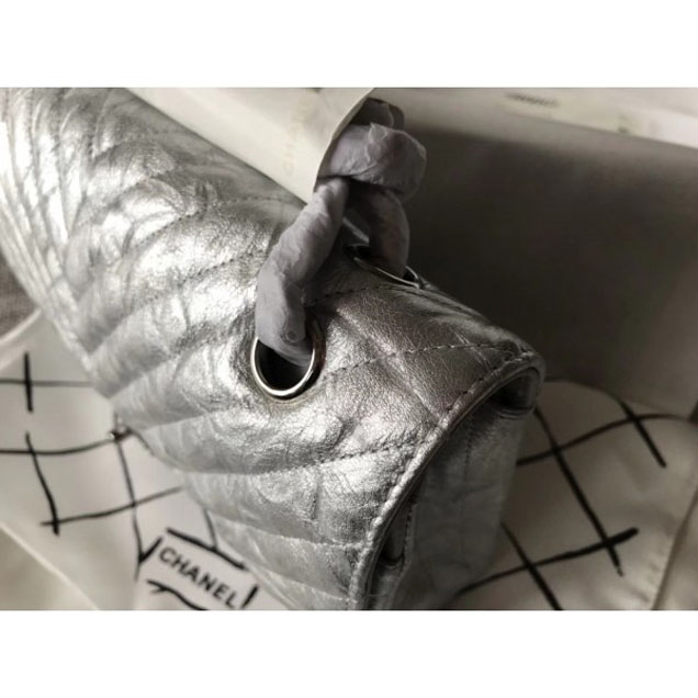 Chanel Crumpled Calfskin Chevron Classic Flap Medium Bag Silver 2018