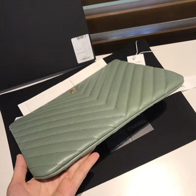 Chanel Caviar Leather Owl Charms Chevron Pouch Clutch Small Bag A82545 Green 2018