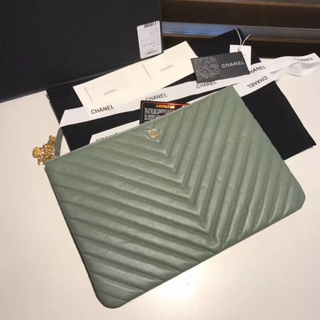 Chanel Caviar Leather Owl Charms Chevron Pouch Clutch Large Bag A82545 Green 2018