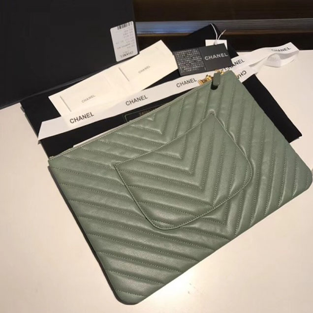 Chanel Caviar Leather Owl Charms Chevron Pouch Clutch Large Bag A82545 Green 2018