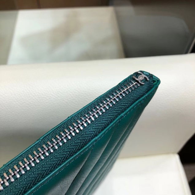 Chanel Fringe Calfskin Pouch Clutch Bag A84469 Green 2018