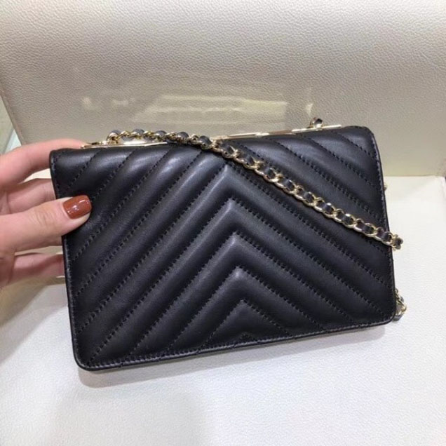 Chanel Lambskin Chevron Trendy CC Wallet On Chain WOC Bag A84456 Black 2018