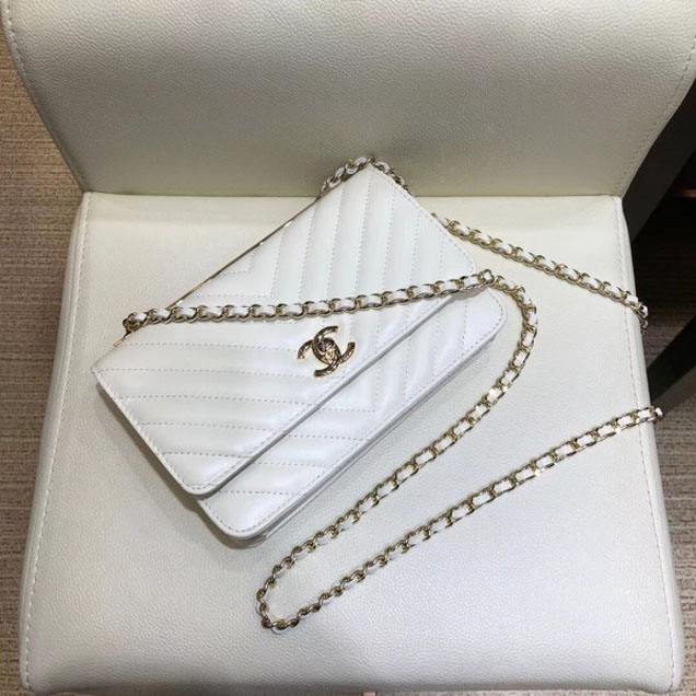 Chanel Lambskin Chevron Trendy CC Wallet On Chain WOC Bag A84456 White 2018
