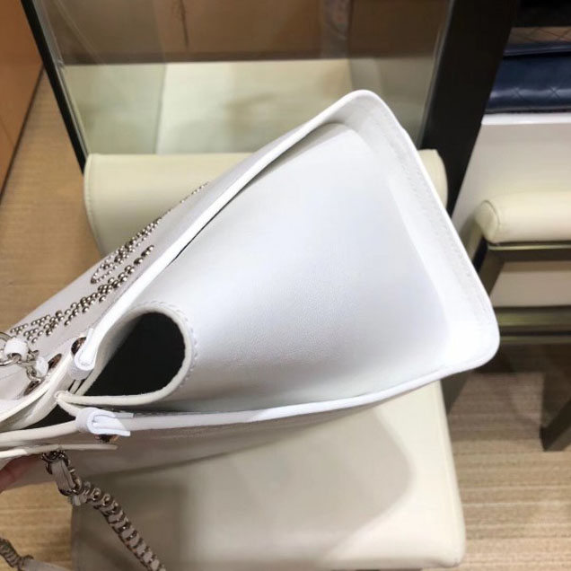 Chanel Studded Grained Calfskin Deauville Small Shopping Bag A57069 White 2018