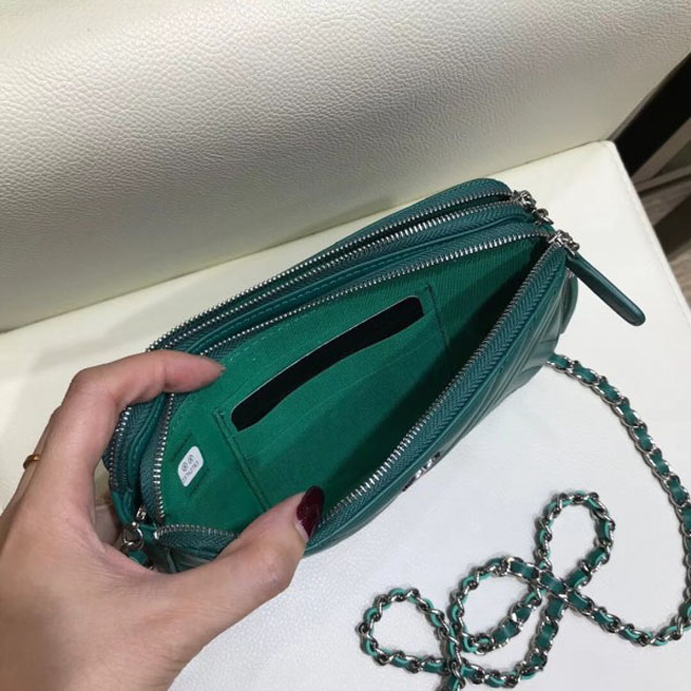 Chanel Fringe Calfskin Chain Clutch Bag A84443 Green 2018