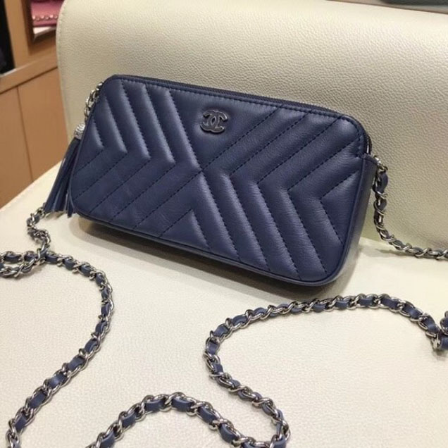 Chanel Fringe Calfskin Chain Clutch Bag A84443 Navy Blue 2018