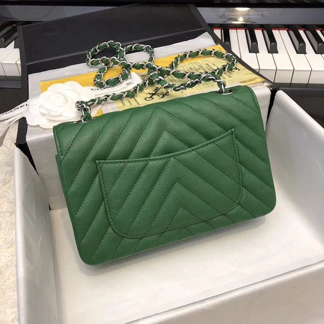 Chanel Small Classic Handbag Grained Calfskin & silver-Tone Metal A69900 green