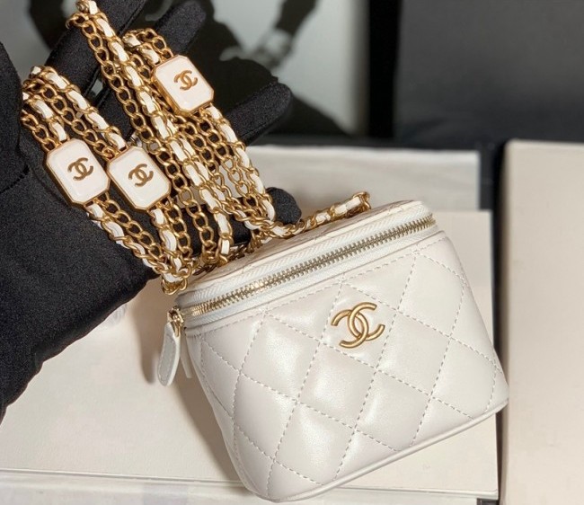 Chanel Lambskin Small Vanity Case with CC Patch Chain AP2931 White 2022