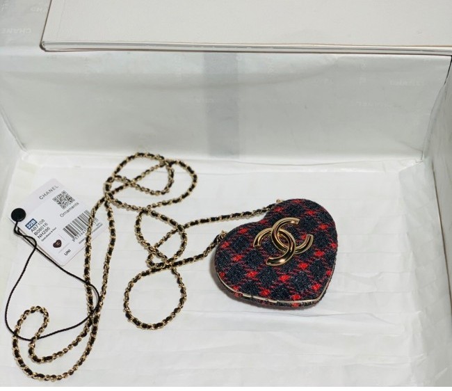 Chanel Tweed Heart Clutch Bag with Chain Black/Red 2022