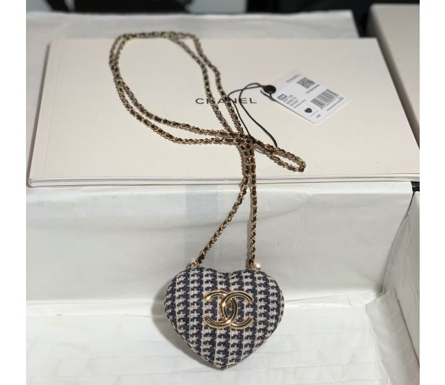 Chanel Tweed Heart Clutch Bag with Chain White/Black 2022