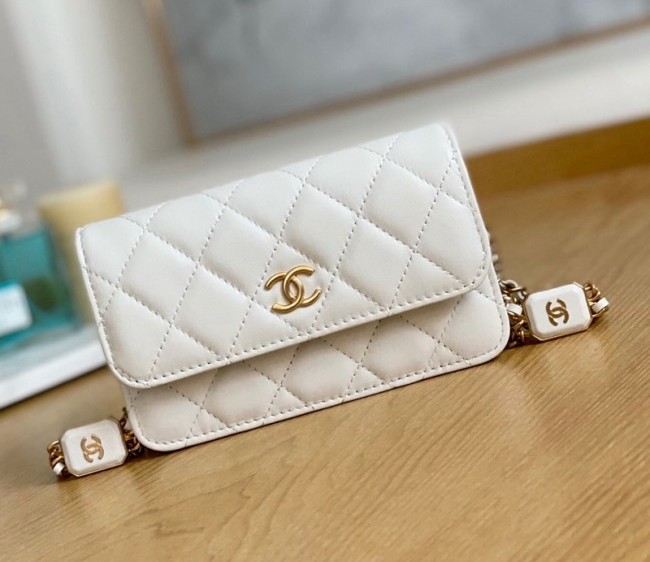 Chanel Lambskin Clutch with Chain and CC Resin AP2929 White 2022