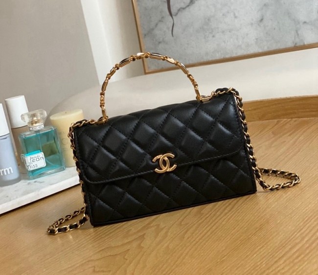 Chanel Lambskin Wallet on Enamel Chain WOC AP2814 Black 2022