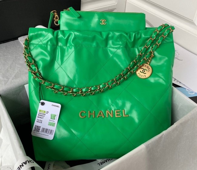 Chanel 22 Shiny Calfskin Small Shopping Bag AS3260 Green/Gold 2022 0730 07