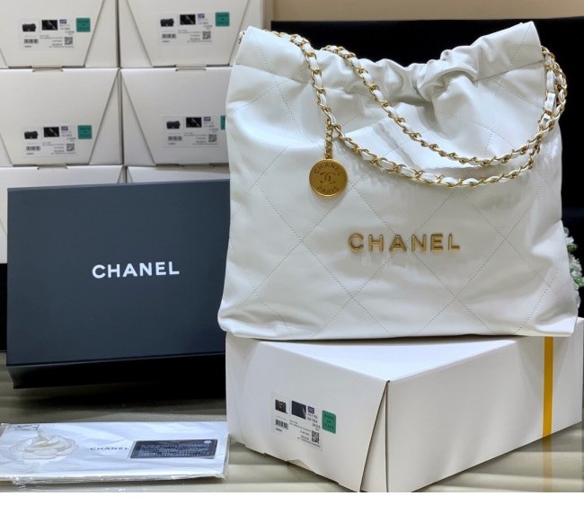 Chanel 22 Shiny Calfskin Medium Shopping Bag AS3261 White/Gold 2022 Top Quality