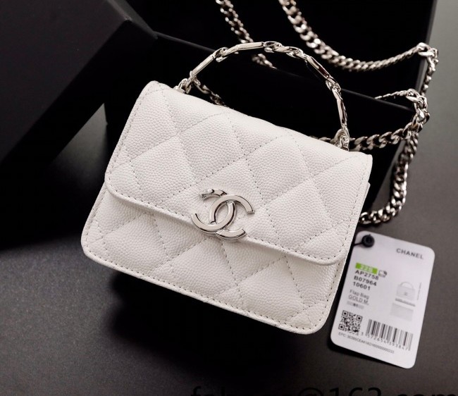 Chanel Grained Calfskin Clutch with Chain and Coco Top AP2758 White 2022 10