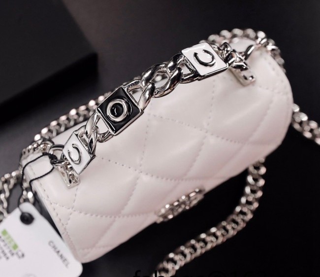 Chanel Lambskin Clutch with Chain and Coco Top AP2758 White 2022 06