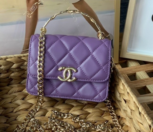 Chanel Lambskin Clutch with Chain and Coco Top AP2758 Purple 2022 03