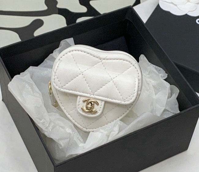 Chanel Lambskin Heart Zipped Arm Coin Purse Wallet AP2786 White 2022