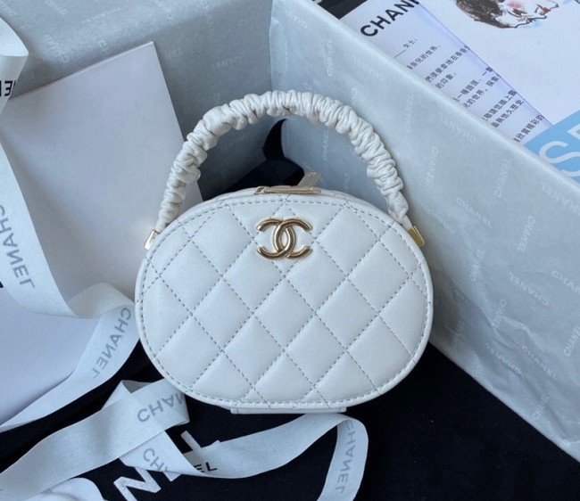 Chanel Shiny Lambskin Vanity Case Bag with Pleated Top Handle AP2731 White 2022