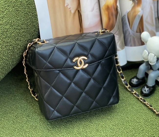 Chanel Lambskin Mini Box Flap Bag Black 20220 40933