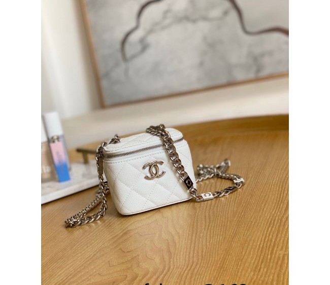 Chanel Grained Calfskin Small Vanity Clutch with Coco Chain AP2198 White 2022 81193