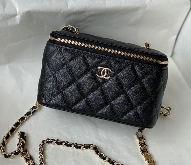 Chanel Grained Calfskin Vanity Clutch with CC Chain Black 2022 81187