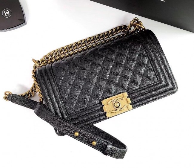 Chanel Grained Leather Medium Classic Boy Flap Bag A67086 Black/Aged Gold 2022 0408