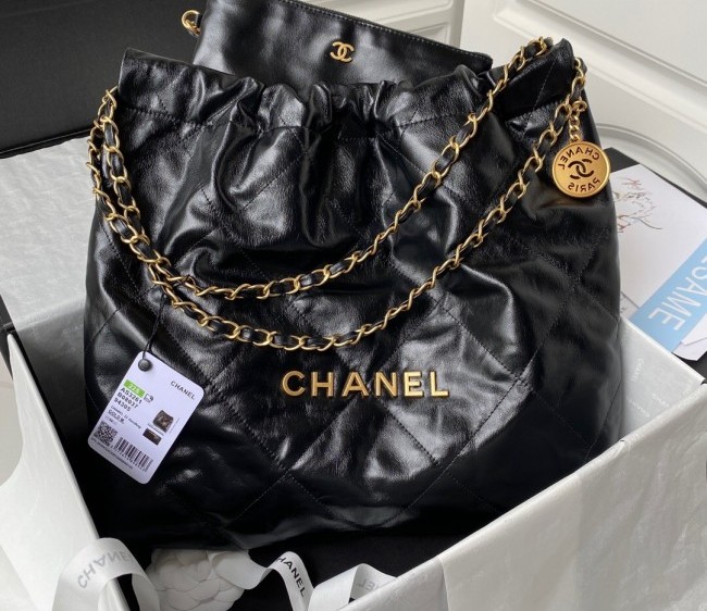 Chanel 22 Shiny Calfskin Medium Shopping Bag AS3261 Black/Gold 2022