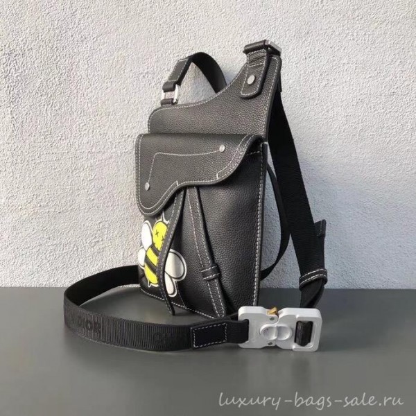 Dior Grained Calfskin Saddle Messenger Bag DIOR x KAWS Black 2019