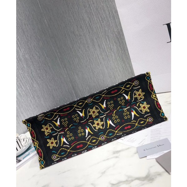 Christian Dior Book Tote Embroidered Canvas Tote Green