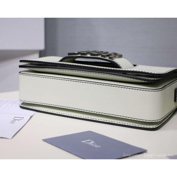 DIOR DIO(R)EVOLUTION FLAP BAG white/silver