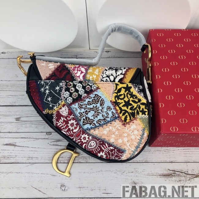 Dior Saddle Bag in Embroidered Calfskin 2019 (XYD-9031529 )