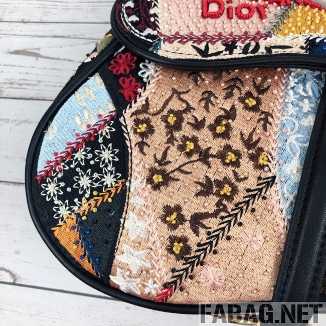 Dior Saddle Bag in Embroidered Calfskin 2019 (XYD-9031529 )