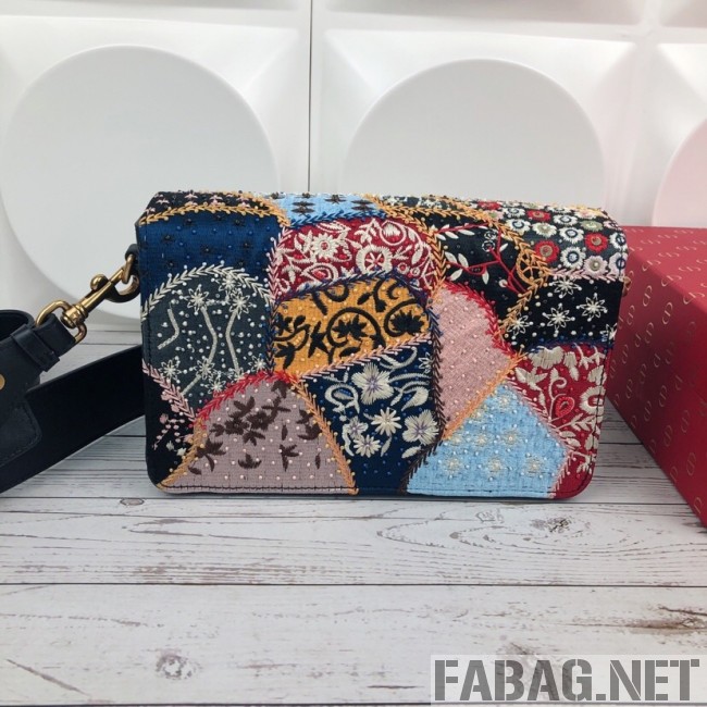 Dior Dio(r)evolution Bag in Embroidered Calfskin 2019 (XYD-9031528 )